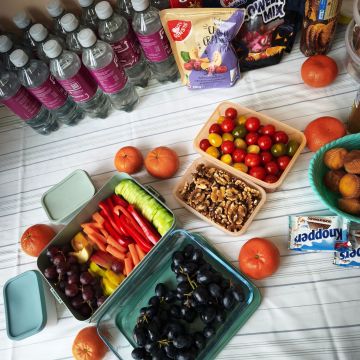 Snacks und Getränke